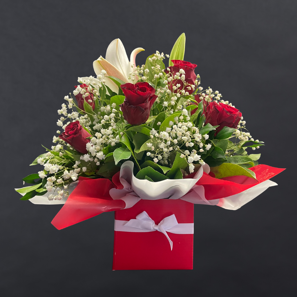 Elegant Roses Arrangement Collection- RED - 10 STEMS